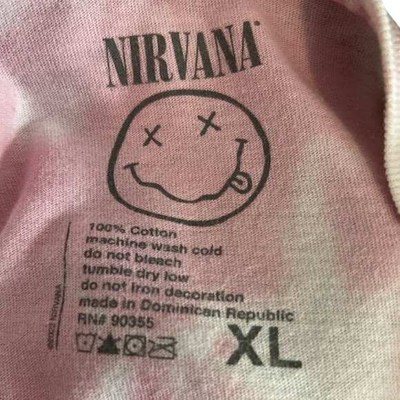 Nirvana Adult XL Vintage 1992 Smiley Face Unique Tie Dye T-Shirt Kurt Cobain - Picture 4 of 4